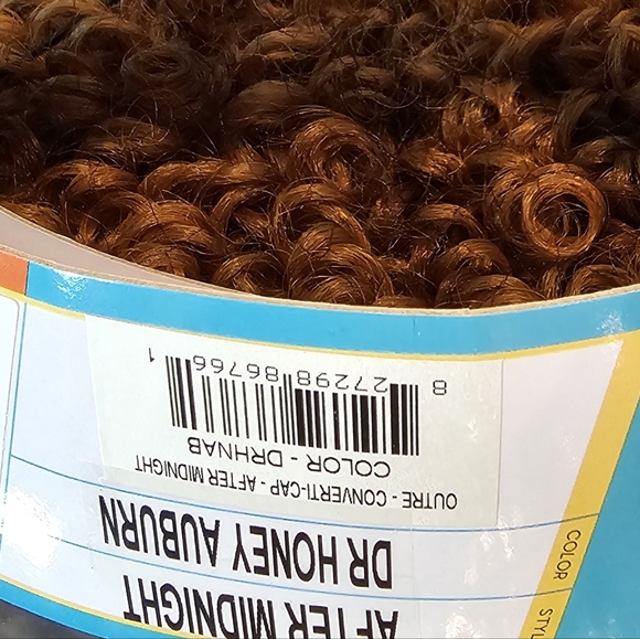 Outre Converti-Cap Wig, curly - Picture 3 of 3